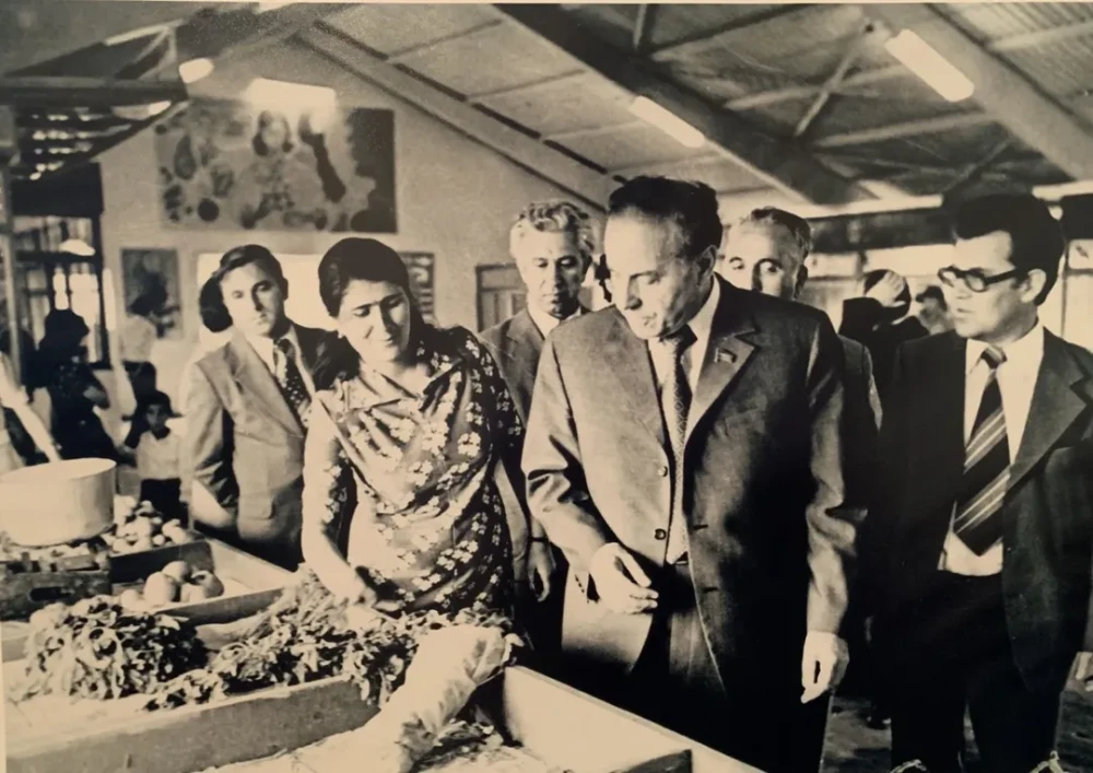 Ulu Öndər Heydər ƏliyevinTarixi Neftçala Səfəri